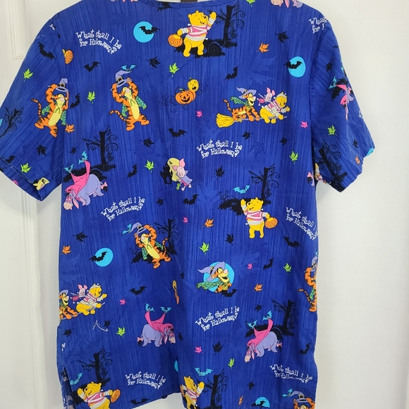 (796) Wonderful World of Disney Woman's Winnie the Pooh Halloween Scrubs - Picture 13 of 15